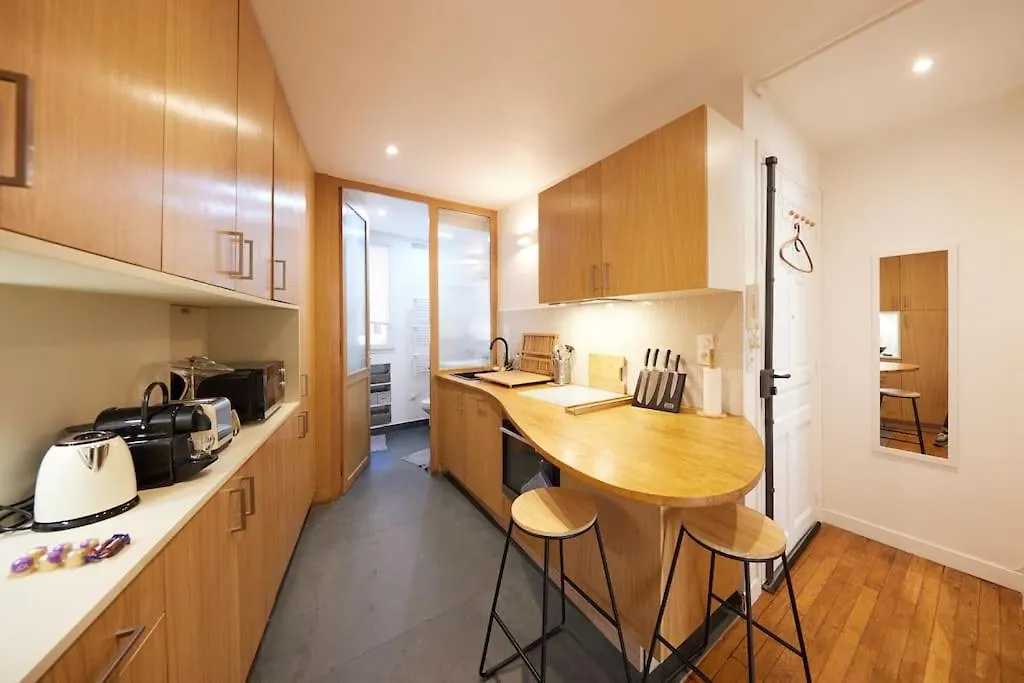 Cosy Apartment Close Montmartre Paris 0*,